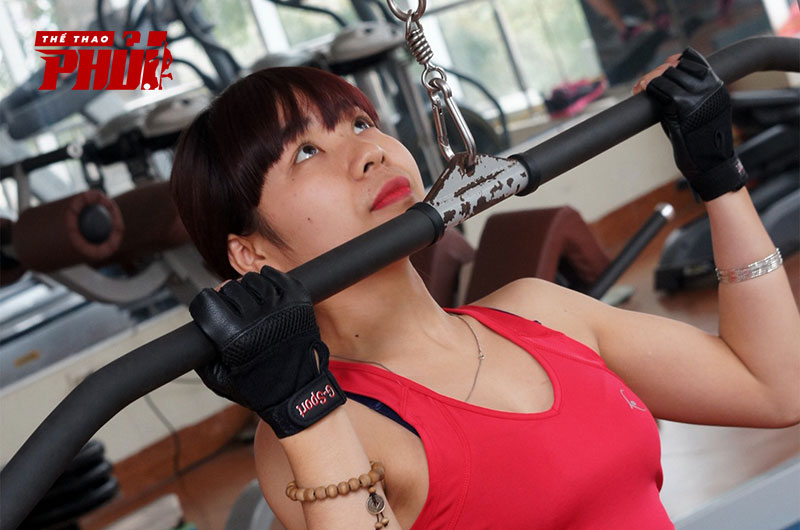 Lựa chọn đôi găng tay tập Gym phù hợp sẽ giúp bạn thoải mái trong quá trình tập luyện